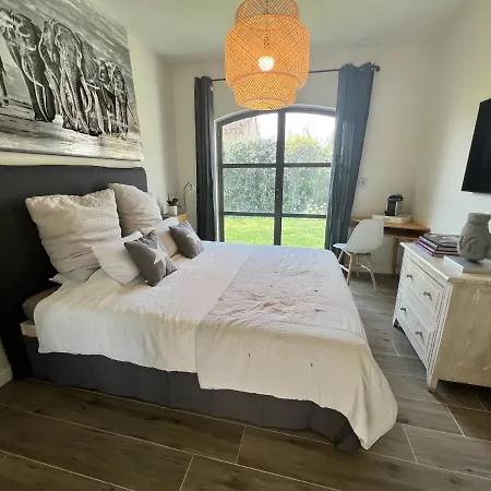 La Chambre Cézanne-2